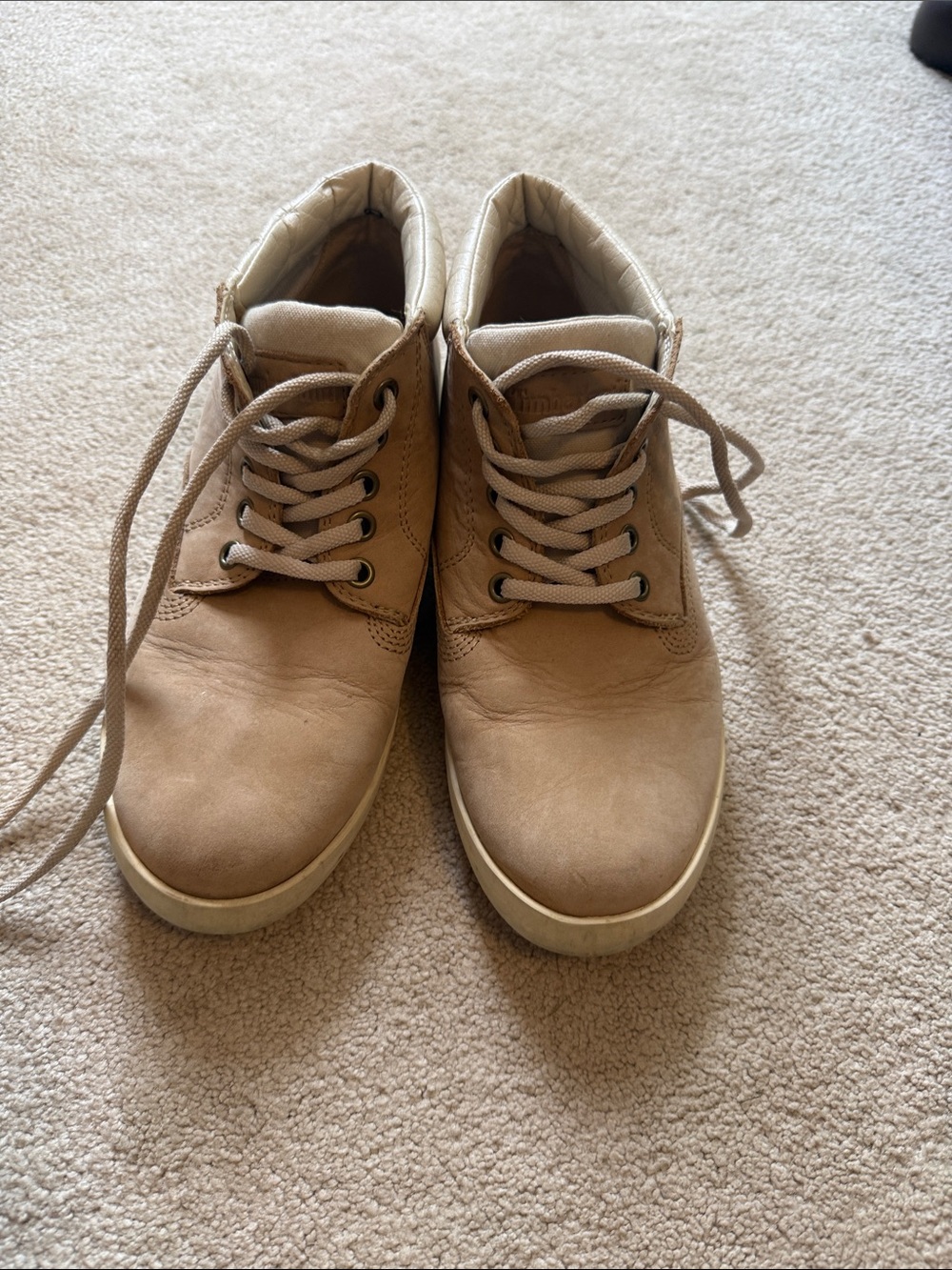 Timberlands Casual Women's Tan Lace-Up Shoe